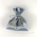 Luxury Emballage à crampons à cordon de mariage broderie Logo Sac de pochette de bijoux en satin nacré avec Tassel